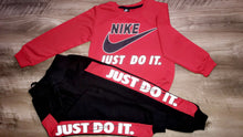 Load image into Gallery viewer, Red Nike 2pc Set
